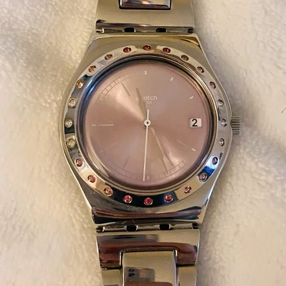 EUC beautiful Pinkaround Swatch bracelet watch. - Picture 1 of 5